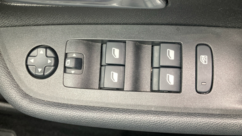 Vauxhall Mokka 1.2 Turbo 100 SE 5dr Petrol Hatchback